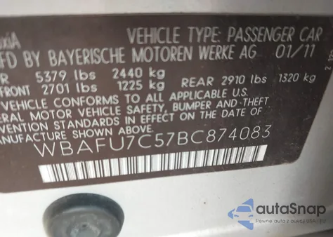 2011 BMW 535I xDrive z USA, uszkodzony, nr VIN WBAFU7C57BC874083